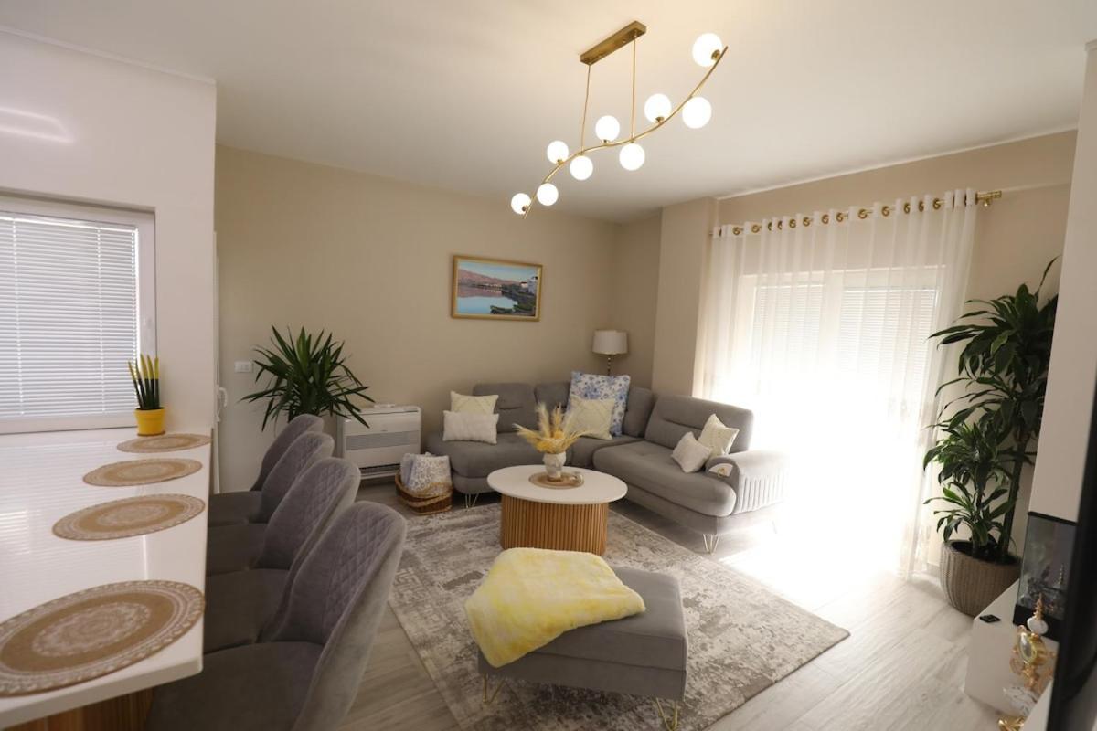 Lakeside Serenity Apartamento *